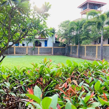 Sea Breeze Deluxe Inn Negombo Exterior foto